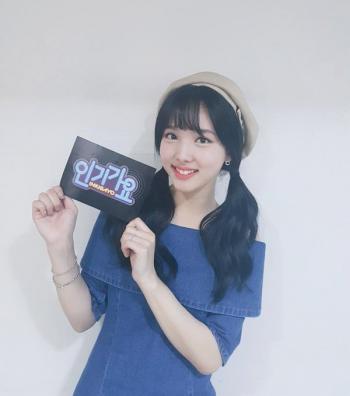 美女图片 _ 第(1)张