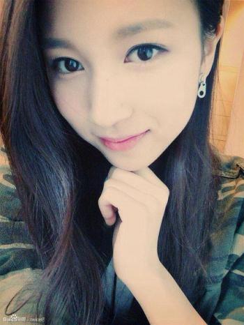 美女图片 _ 第(1)张