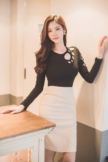 美女职业装图片 _ 第(3)张