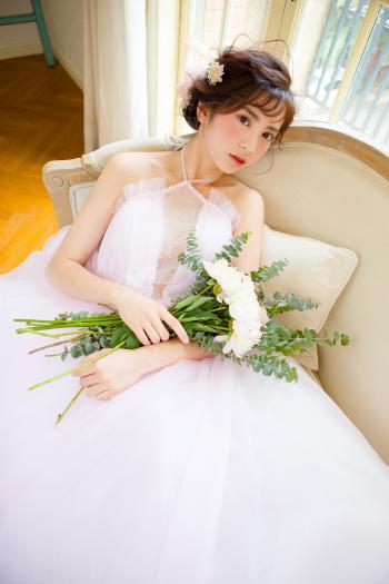 甜美少女纯白婚纱唯美人像摄影写真（二）第5张