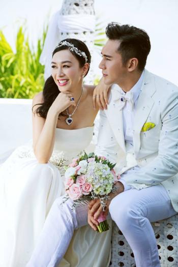 创意婚纱照图片 _ 第(1)张