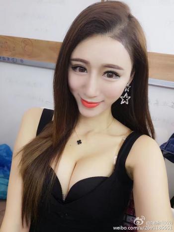 摆拍照片图片 _ 第(9)张