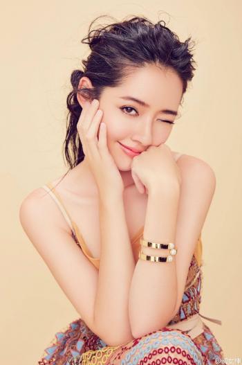 郭碧婷甜美诱人  演绎春夏爱恋 郭碧婷写真图片第4张