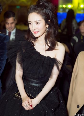 人气小花旦杨幂夏日复古风甜美写真桌面壁纸(二)第3张