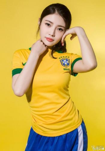性感女神徐冬冬唯美时尚大气写真图片第3张