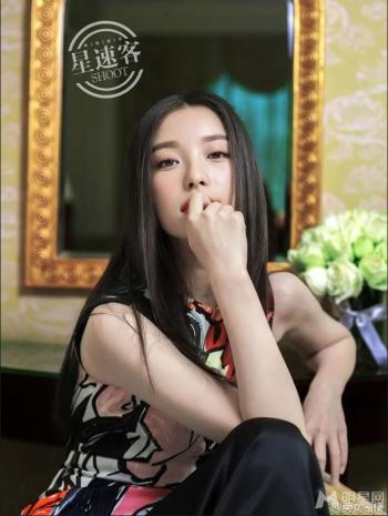 倪妮2014活动大图集第十弹 与angelababy等共获微博女神第3张