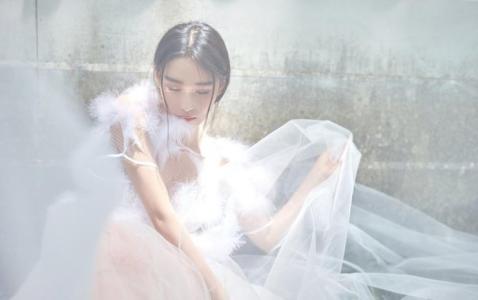 明星美女张馨予写真图片第0张