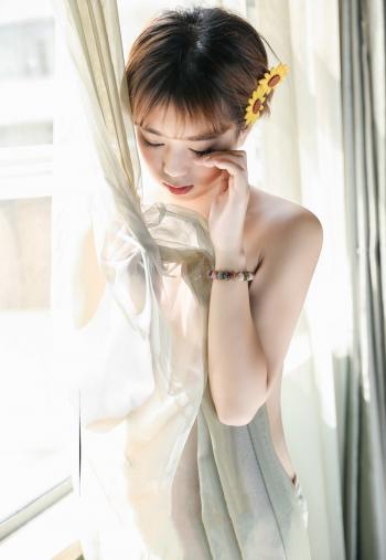 短发女王高俊熙时尚杂志图片第0张