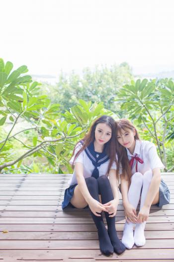 谭松韵胡冰卿闺蜜写真终曝光 萌系少女惹人爱第5张