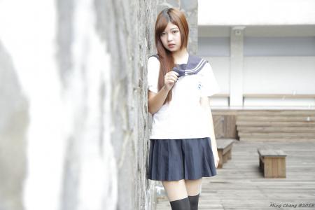 超像林志玲的美丽校花 甜美校服装写真第5张