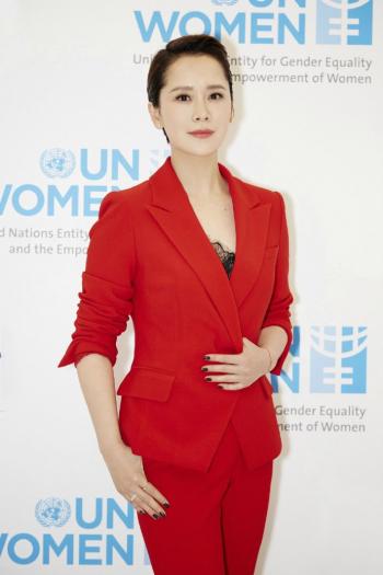 高清中国南京女演员海清清新美艳变身精灵唯美时尚写真第3张