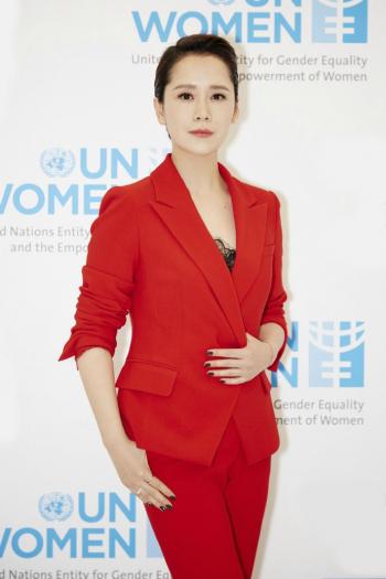 高清中国南京女演员海清清新美艳变身精灵唯美时尚写真第2张