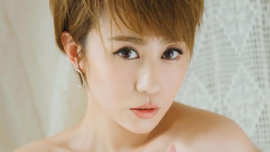 高清辽宁省丹东市宽甸满族自治美女演员马丽性感写真图片第3张