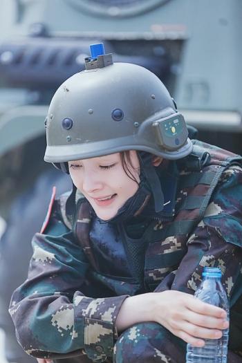 美女明星杨幂时尚写真图片 第三辑第2张