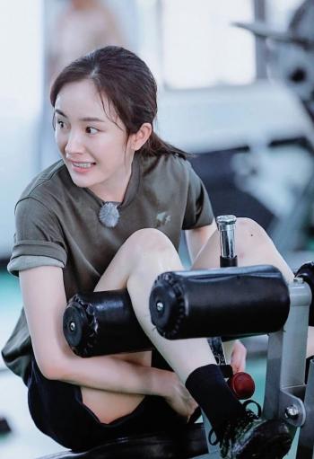 美女明星杨幂时尚写真图片 第三辑第5张