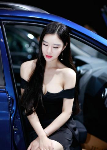 妖艳美女图片 _ 第(8)张