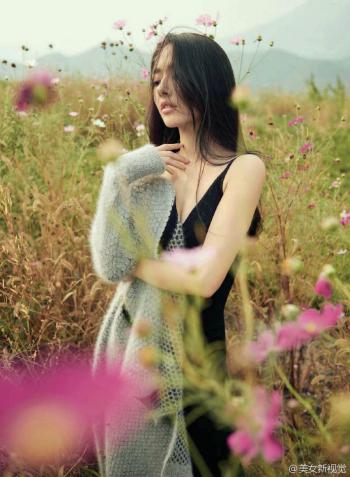 国民女神郭碧婷浪漫优雅写真图片 长发飘逸安静如初第4张
