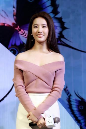 刘亦菲气质女神天仙写真图片第3张