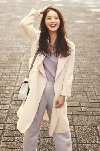高清日本美女惊为天人的清纯美女佐佐木希早期青涩唯美艺术写真高清图片第3张