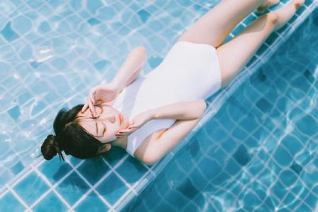 美女求斯图片 _ 第(3)张