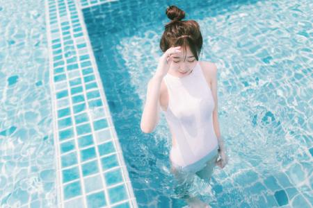 美女求斯图片 _ 第(5)张