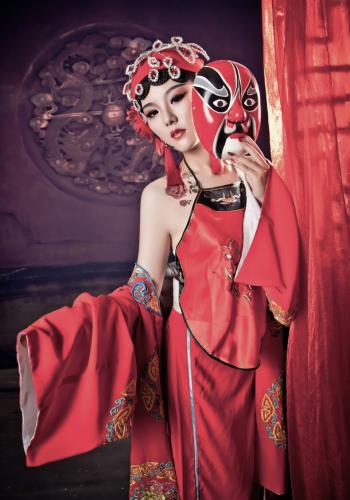 肚兜美女图片 _ 第(7)张