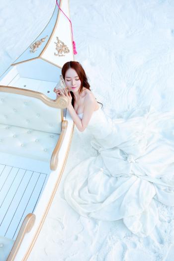 创意婚纱照图片 _ 第(1)张