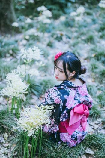 和服美女第3张