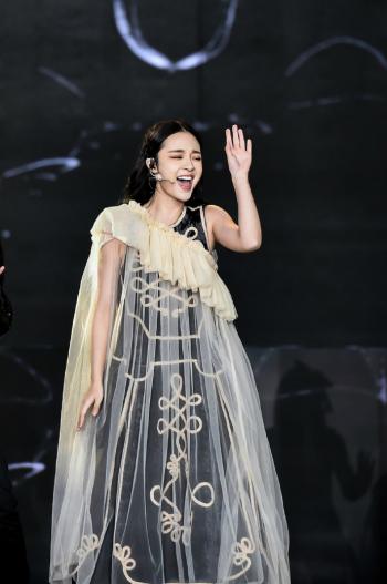 高清山东青岛美女李莎旻子甜美学院风写真图片第0张