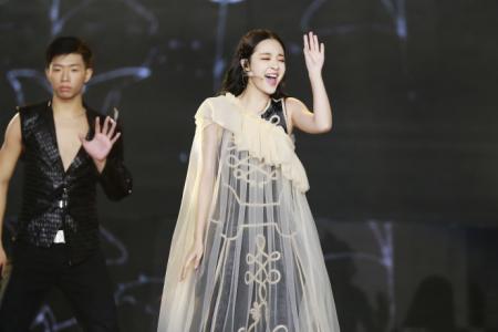 美女李莎图片 _ 第(5)张