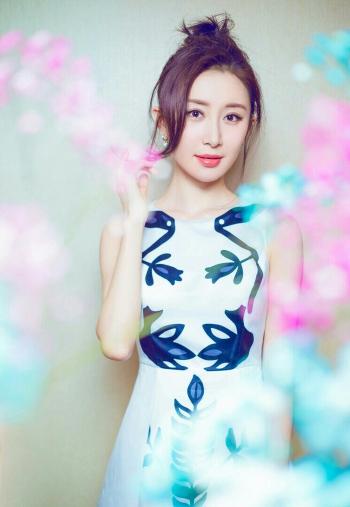 高清吉林美女演员舒畅清新文艺写真图片第3张