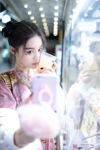 美女明星张馨予妩媚魅惑写真图片第4张