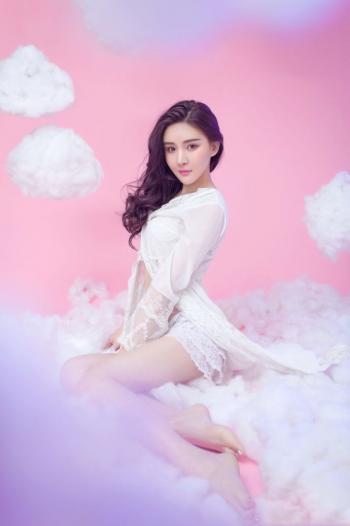 睡裙美女第5张