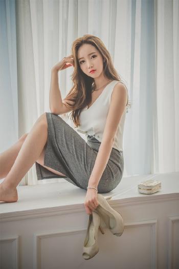 波霸美女图片 _ 第(10)张