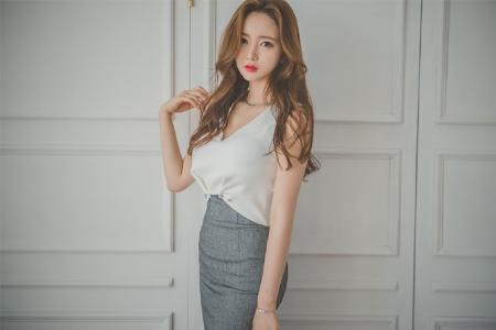 波霸美女图片 _ 第(14)张