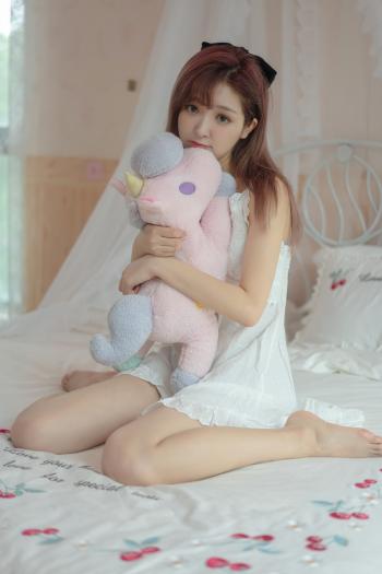 明星杨烁图片 _ 第(1)张