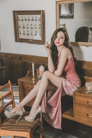 礼服美女图片 _ 第(5)张