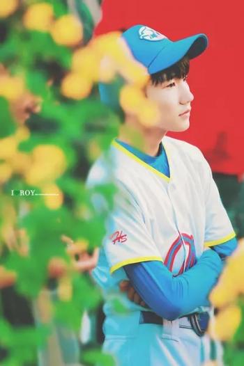 TFBOYS王源杂志写真图片第3张