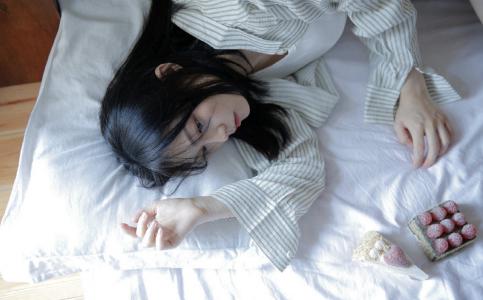 妖艳美女图片 _ 第(4)张