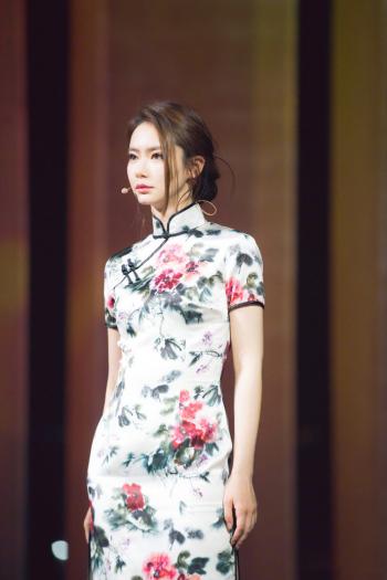 戚薇李承铉网瘾夫妇游戏cos图片第2张