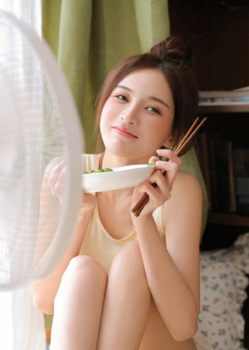 美女模特泳装性感私房诱惑写真图片第0张