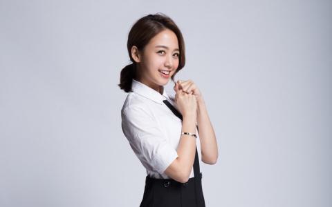 台湾女演员鬼鬼吴映洁女人味十足写真图片第2张