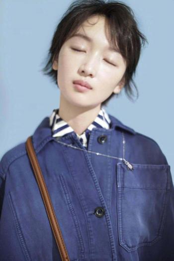 高清中国内地影视河北省石家庄女演员周冬雨青春靓丽写真高清手机壁纸第1张