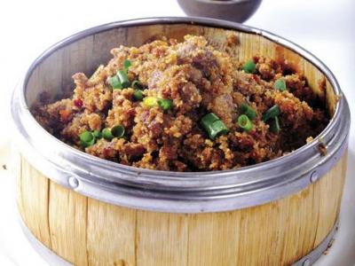 粉蒸牛肉图片  川菜图片第3张