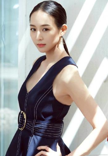 高清中国台湾影视女演员张钧甯优雅迷人写真图片桌面壁纸第1张
