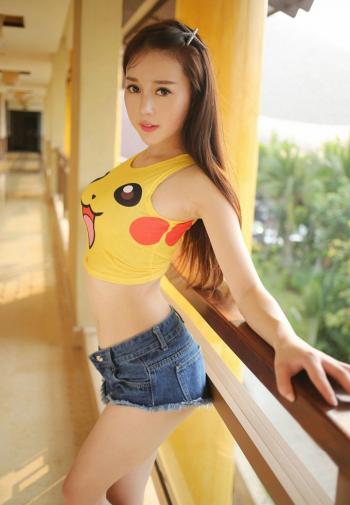 妖艳美女图片 _ 第(1)张