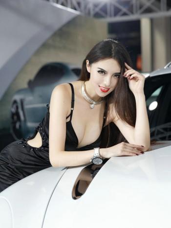 美女明星穆婷婷多样发型时尚性感十足美女写真图片第0张