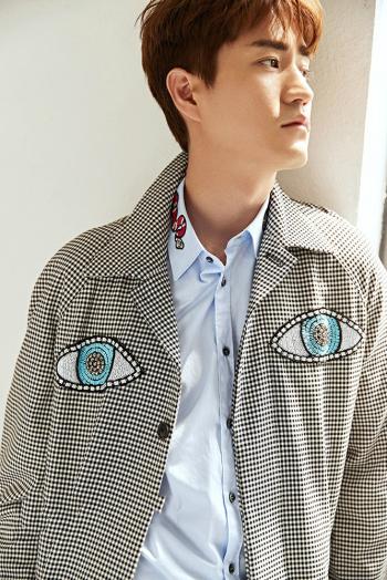 大陆北京人艺男演员杨玏儒雅帅气西装写真图片第6张