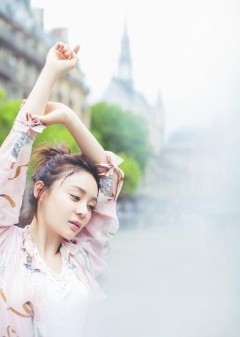 马甲线女王袁姗姗时尚性感写真图片超赞身材第3张