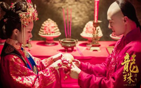 杨紫轻熟少女风街拍写真图片第5张